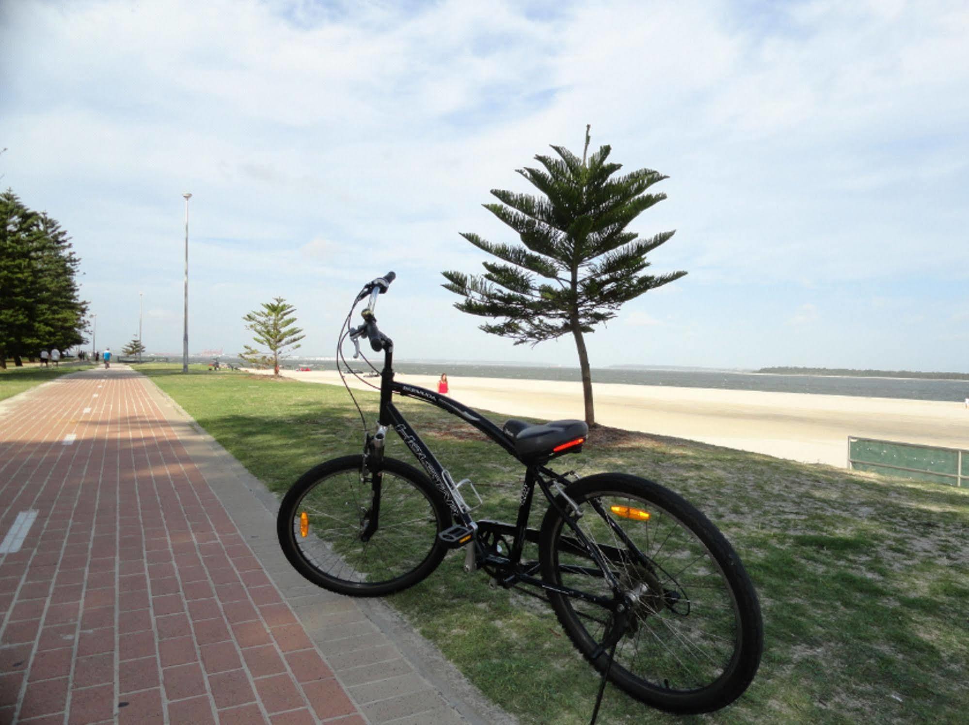 Bay Breeze Boutique Accommodation Batemans Bay Exterior foto
